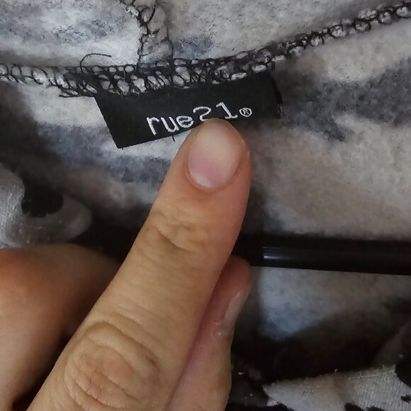 GREY CAMO pullover "Baby girl" size L - Picture 3 of 4